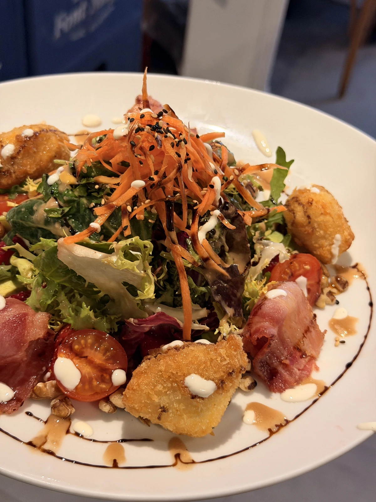 Ensalada Thai con gambas